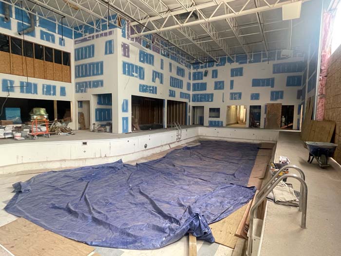 Lincoln Racquet Club will have a full indoor pool