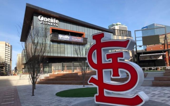 Busch Stadium, Ballpark Village hold job fairs Tuesday